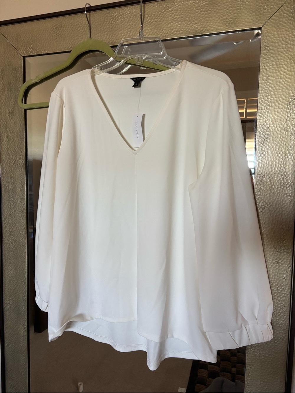 Ann Taylor Ivory V-Neck Long Sleeve Blouse